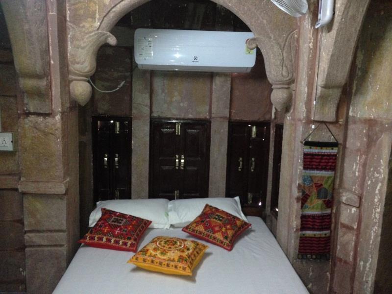 Kesar Heritage Guest House จ๊อดปูร์ ภายนอก รูปภาพ