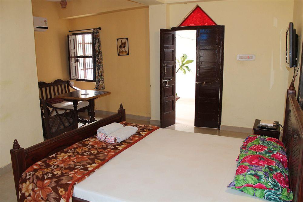 Kesar Heritage Guest House จ๊อดปูร์ ภายนอก รูปภาพ