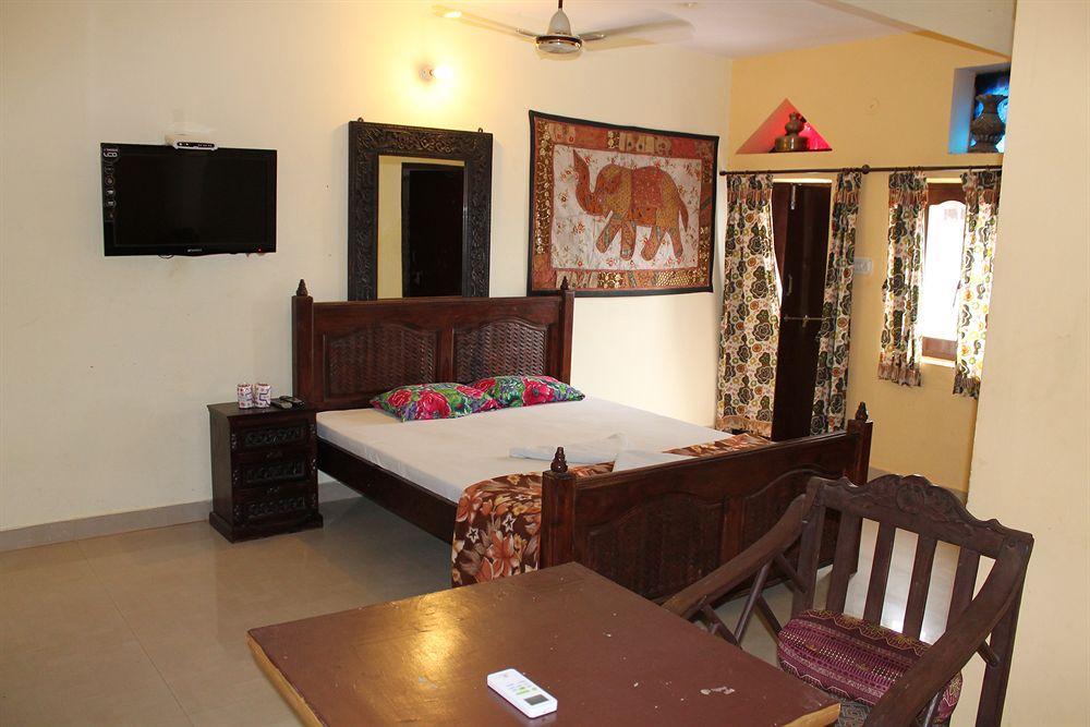 Kesar Heritage Guest House จ๊อดปูร์ ภายนอก รูปภาพ