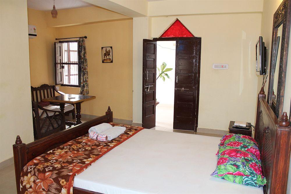 Kesar Heritage Guest House จ๊อดปูร์ ภายนอก รูปภาพ