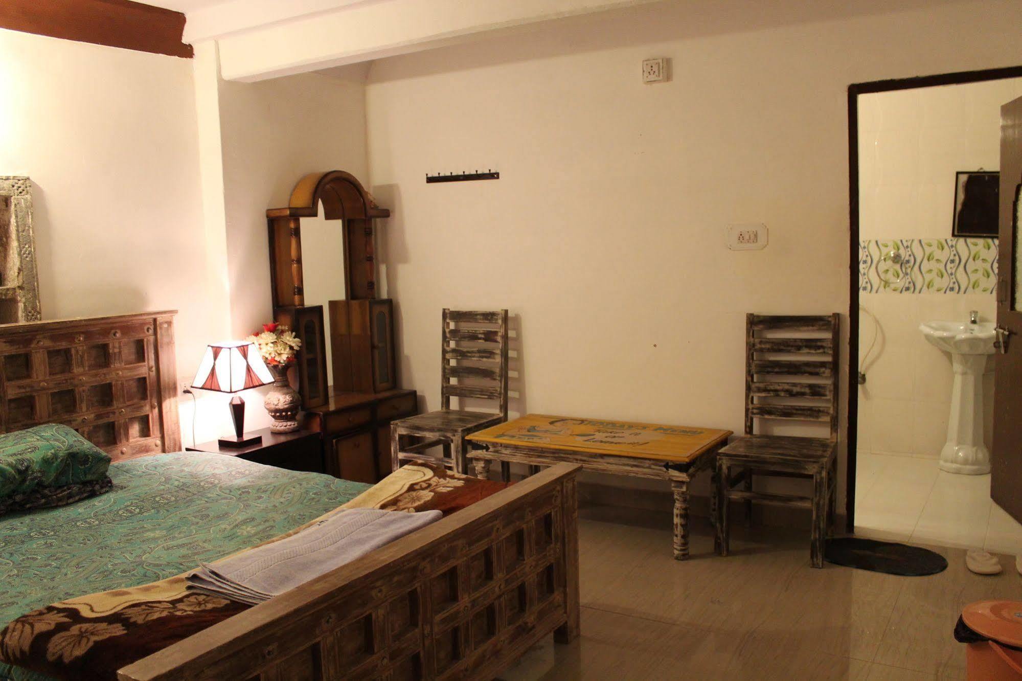 Kesar Heritage Guest House จ๊อดปูร์ ภายนอก รูปภาพ