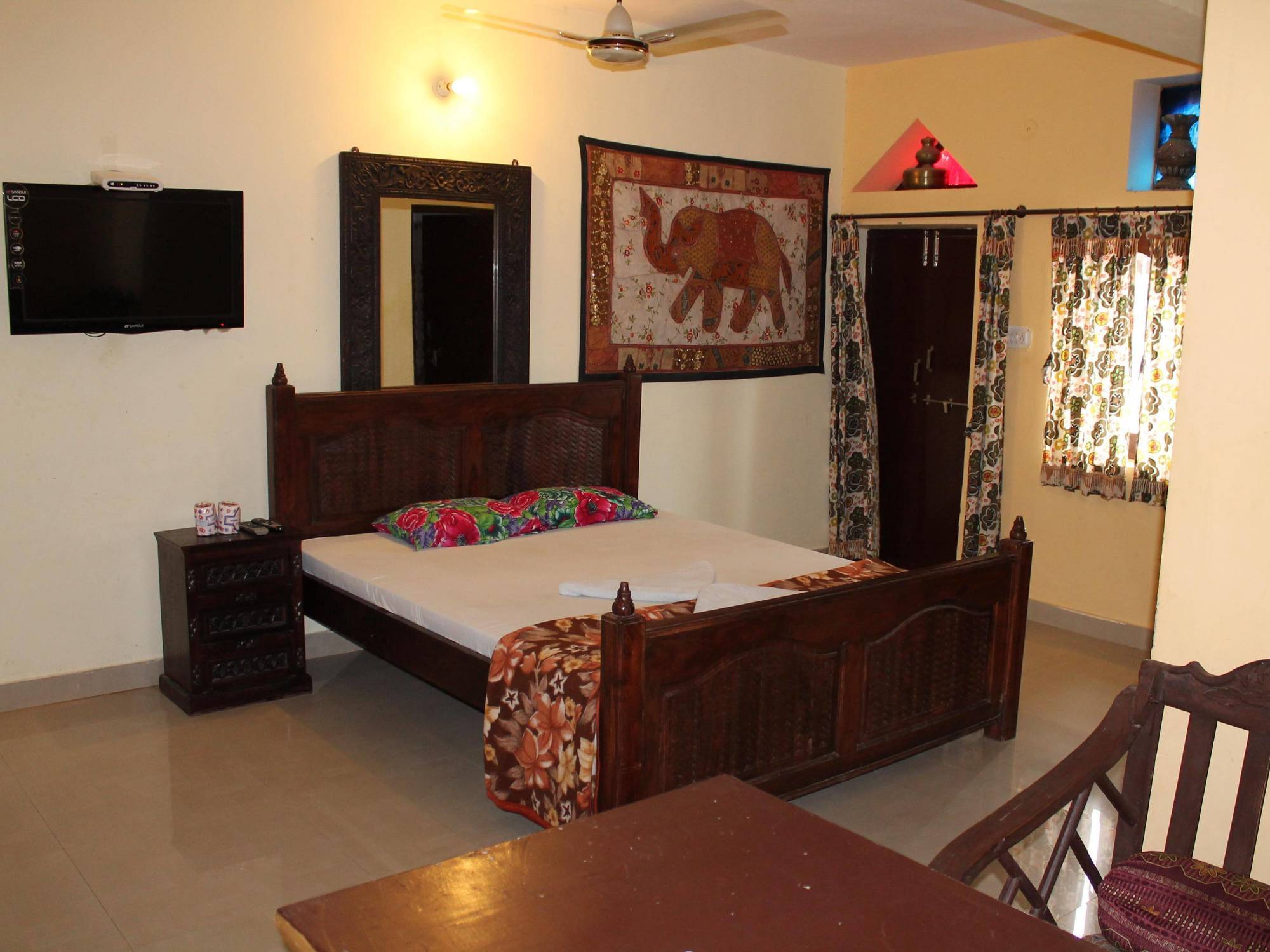 Kesar Heritage Guest House จ๊อดปูร์ ภายนอก รูปภาพ