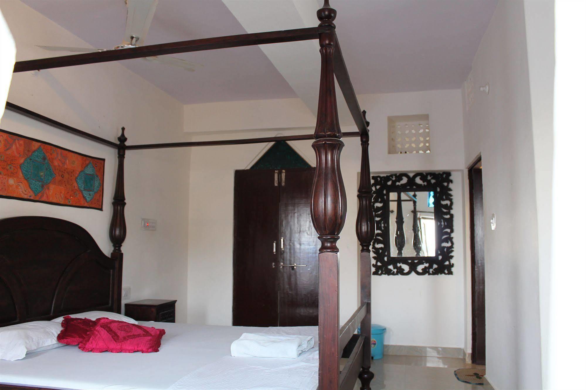 Kesar Heritage Guest House จ๊อดปูร์ ภายนอก รูปภาพ