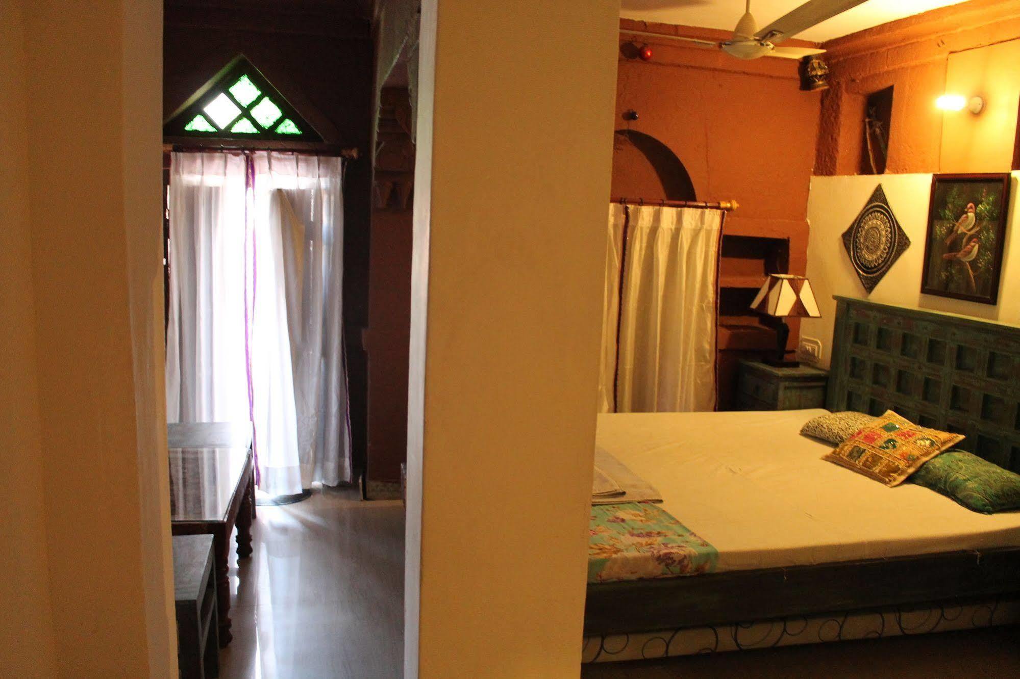 Kesar Heritage Guest House จ๊อดปูร์ ภายนอก รูปภาพ